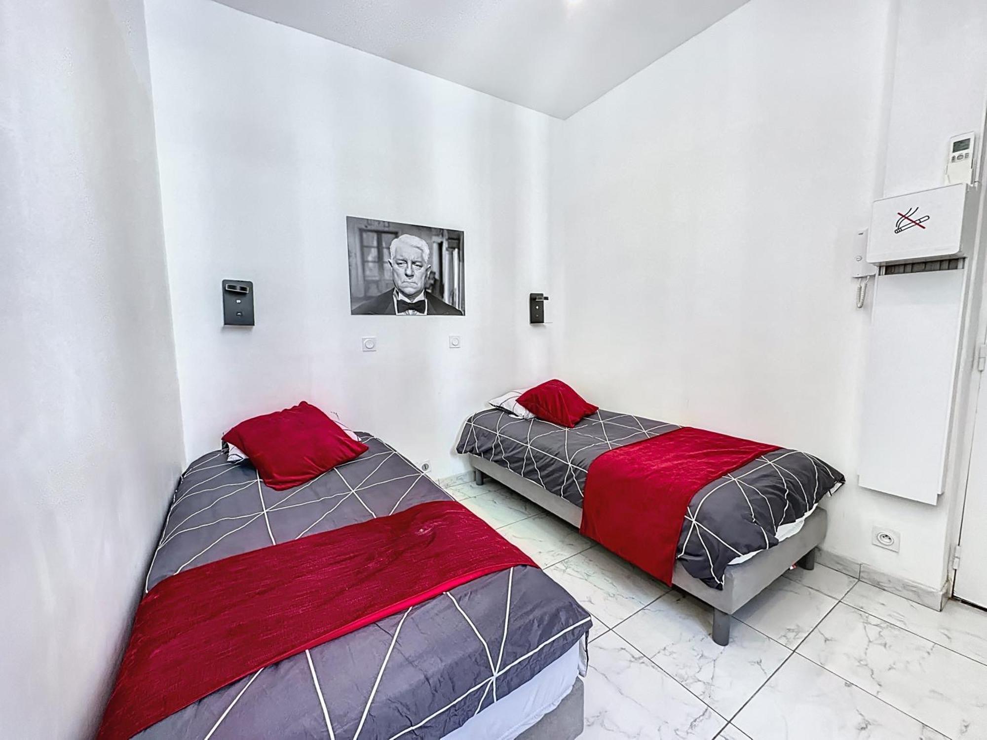 Sweet Home Marceau 6 Studios Hyper Centre Proche De La Mer Et Du Palais كان المظهر الخارجي الصورة